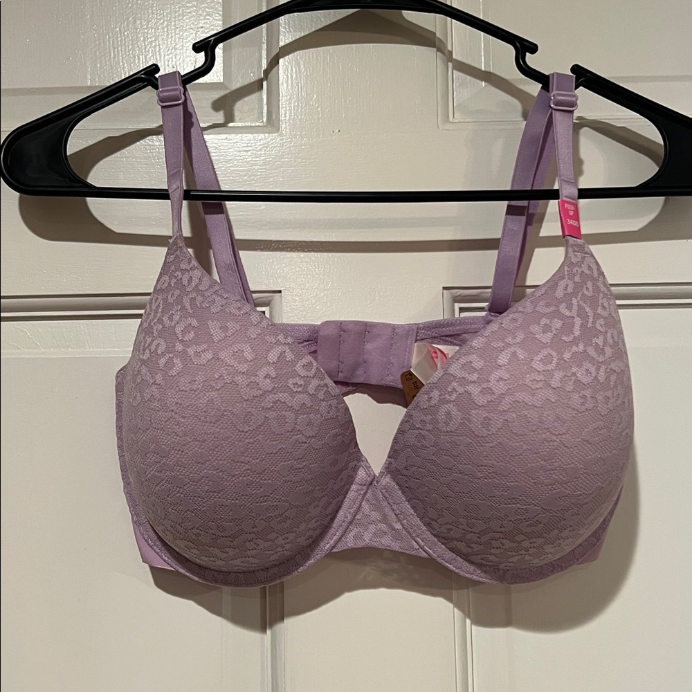 PINK Victoria’s Secret Wear Everywhere Push-Up Bra – Size 34DD (New with Tags)